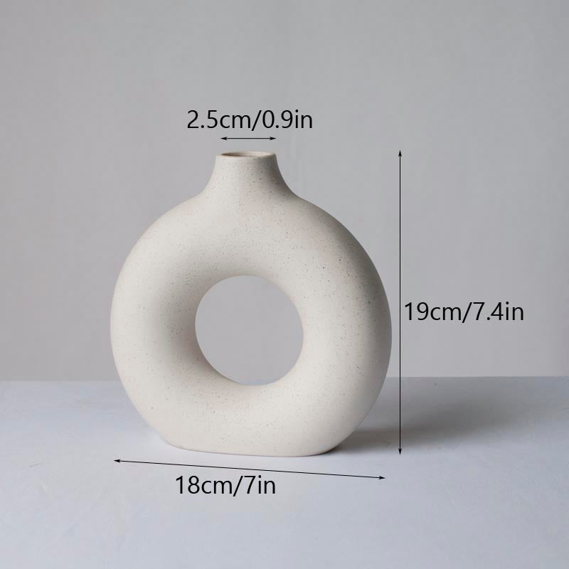 Vaso in Ceramica Traforata | Decoro Moderno