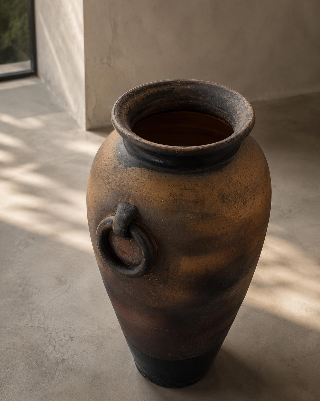 Ashes of Terra - Terracotta Vase